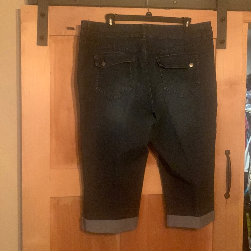 Denim crop jeans